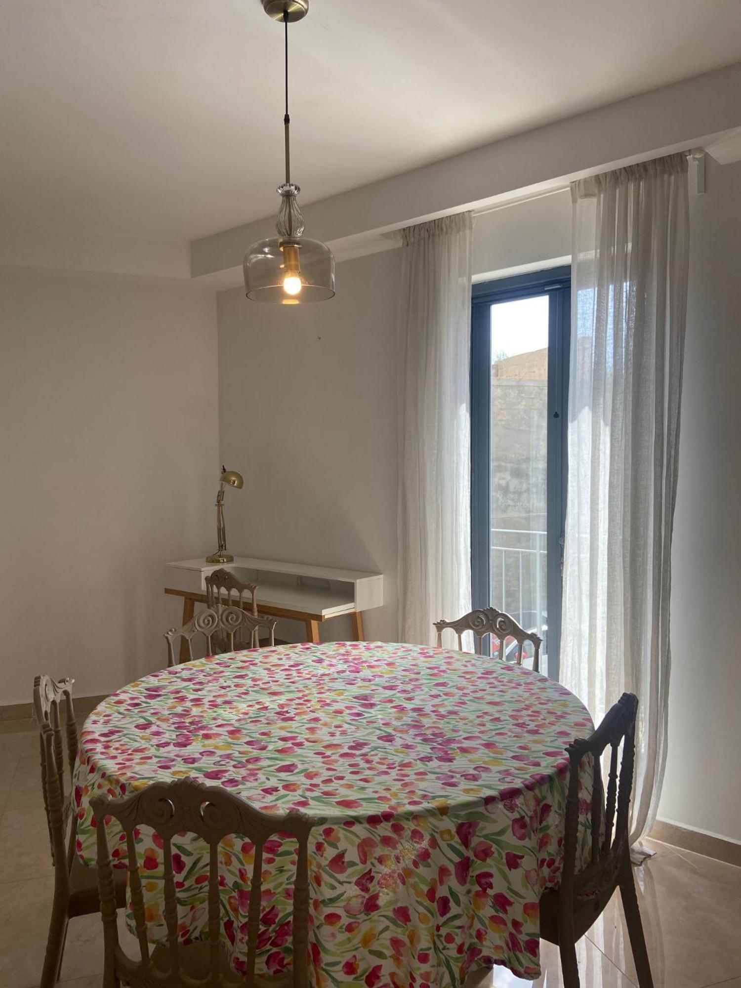 Cozy 2 Bedroom Apartment Near Seafront Gzira ภายนอก รูปภาพ
