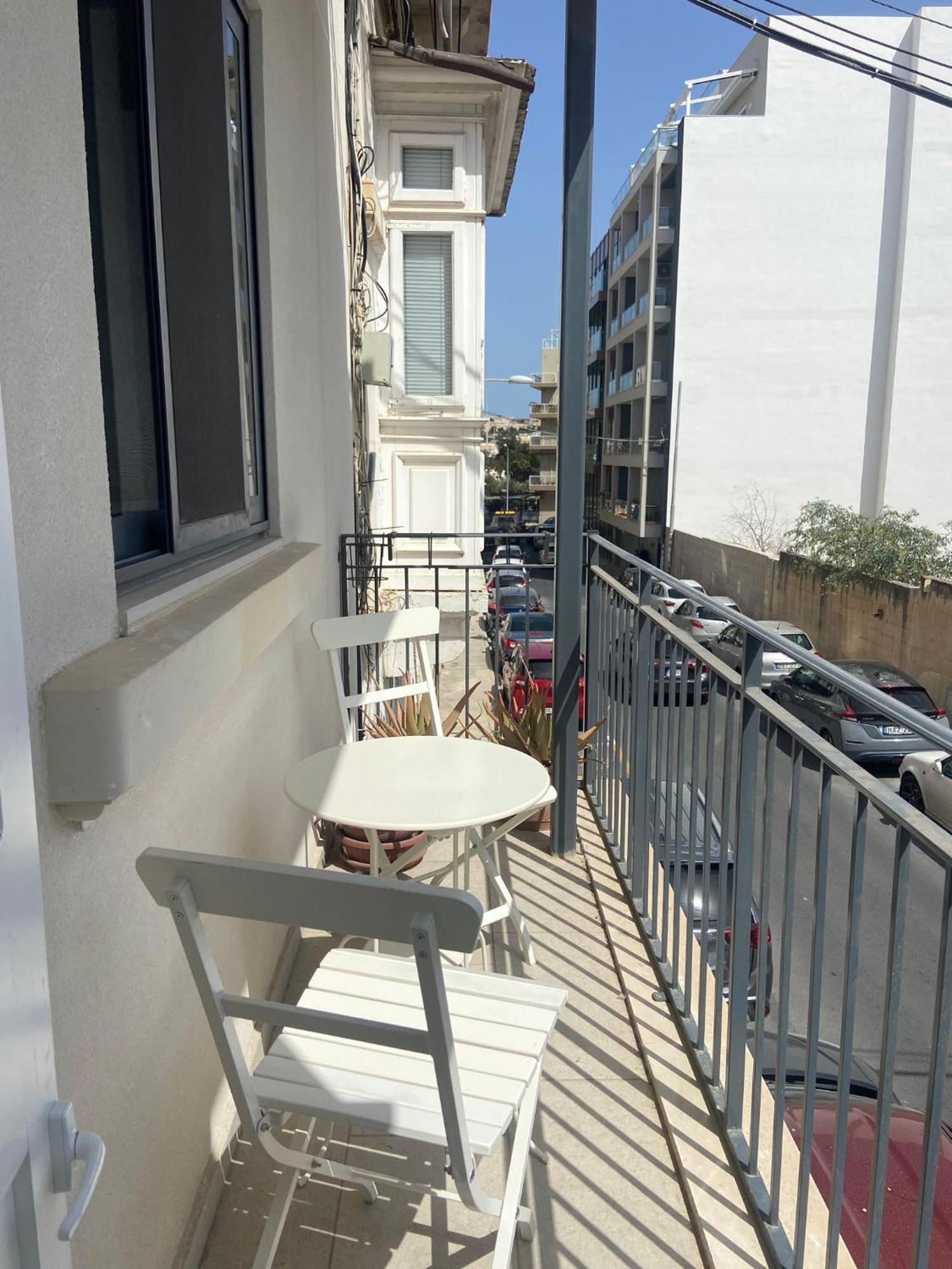 Cozy 2 Bedroom Apartment Near Seafront Gzira ภายนอก รูปภาพ