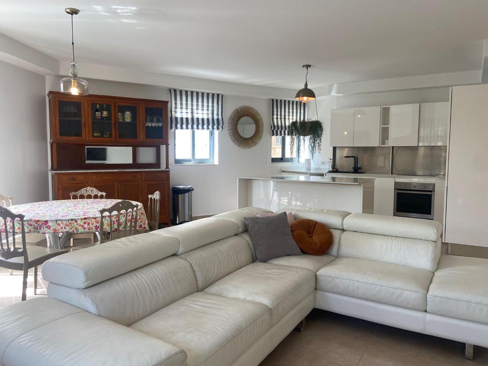Cozy 2 Bedroom Apartment Near Seafront Gzira ภายนอก รูปภาพ
